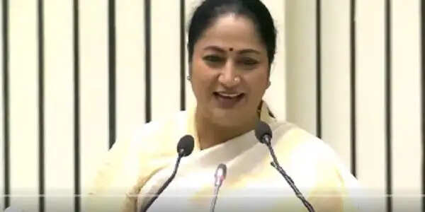 नारी शक्ति वंदन -महिलाएं अब निर्णय लेने की प्रक्रिया का मुख्य हिस्सा- मुख्यमंत्री