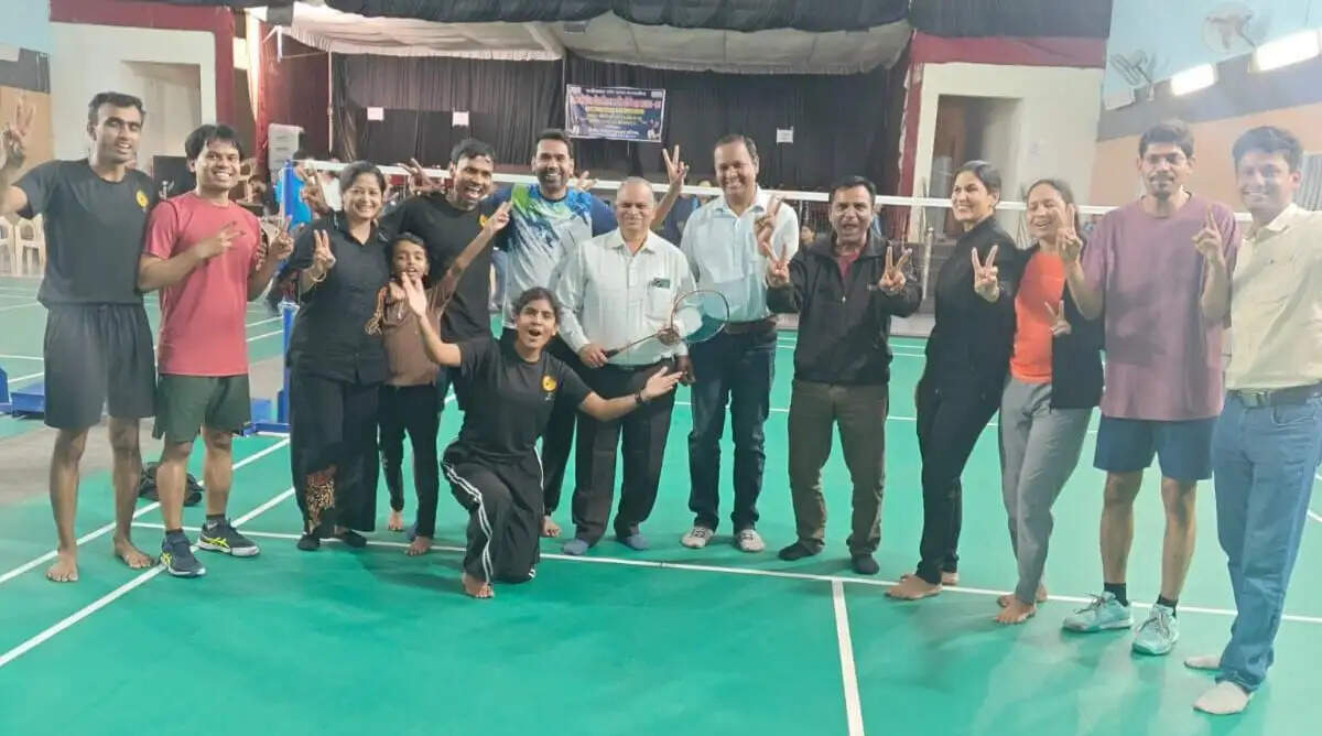 अंतरक्षेत्रीय बैडमिंटन स्पर्धा में टीम इवेंट का खिताब कोरबा पश्चिम ने अपने नाम किया