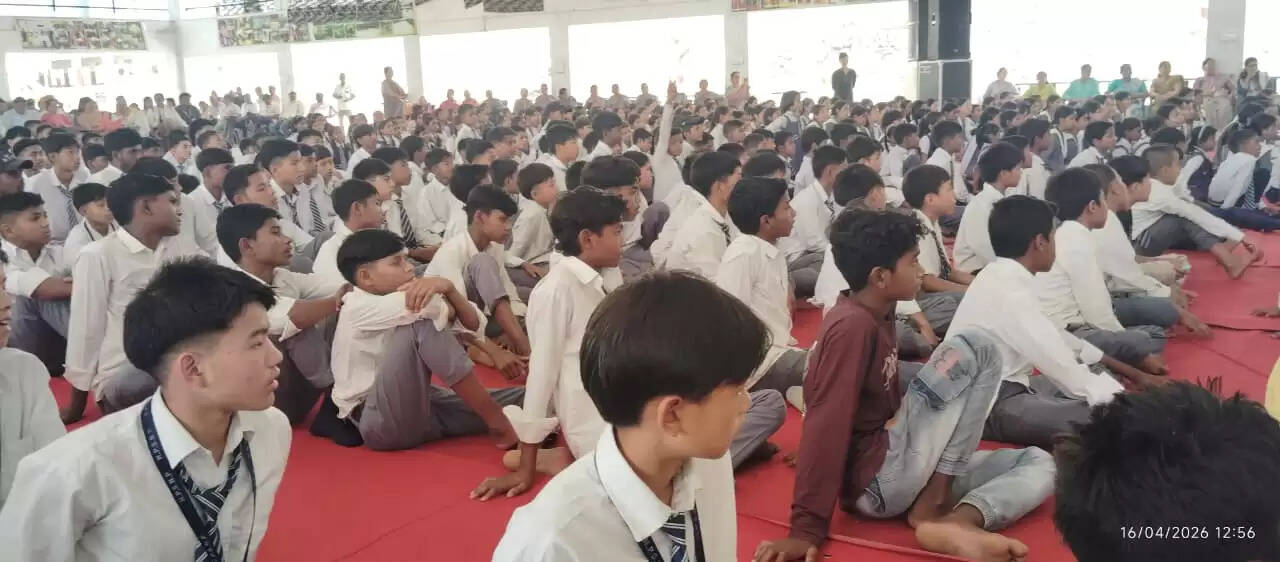 पद्मभूषण दाजी कमलेश पटेल ने सुरभि शोध संस्थान में ध्यान व प्रकृति संरक्षण का दिया संदेश