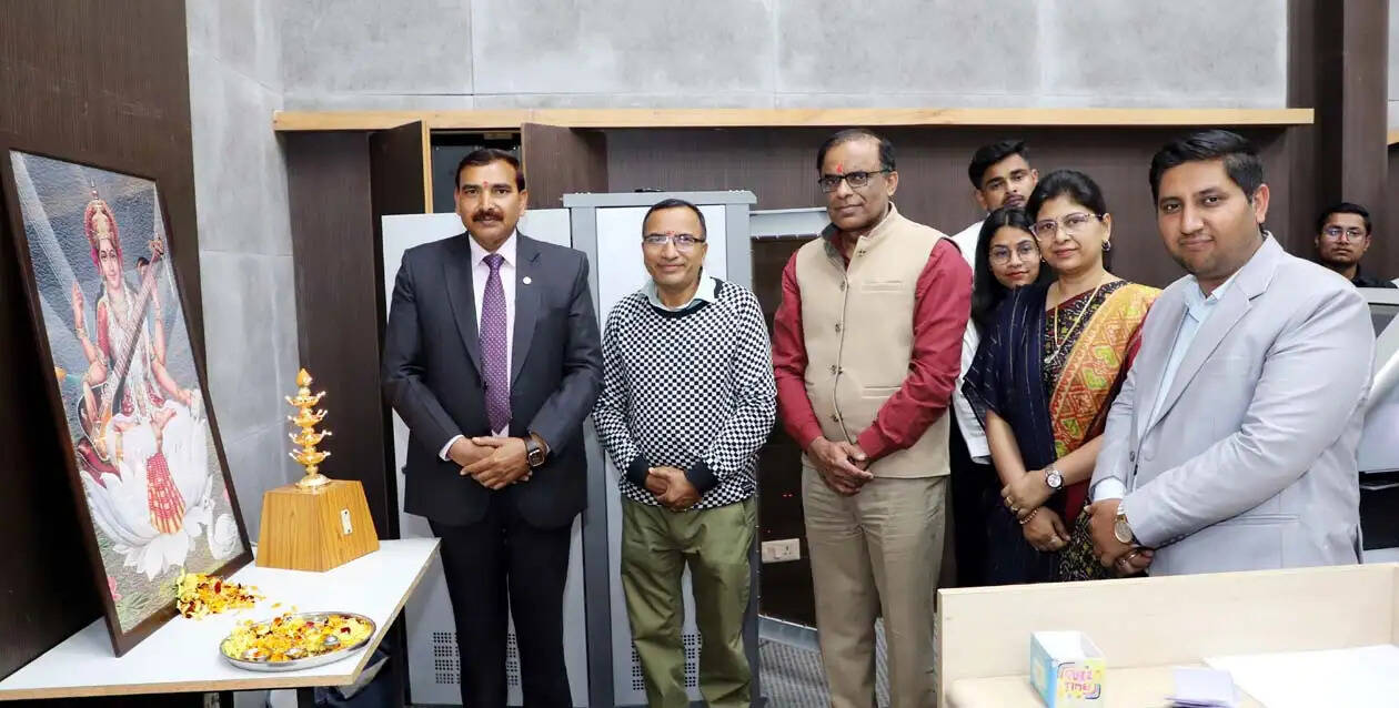 हिसार : विचारों को समाज तक पहुंचाने का सशक्त माध्यम प्रिंटिंग : प्रो. नरसी राम बिश्नोई