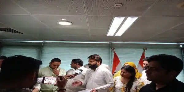 एमसीडी टोल टैक्स टेंडर में अनियमितता का आरोप, आम आदमी पार्टी ने टेंडर रद्द करने की मांग की