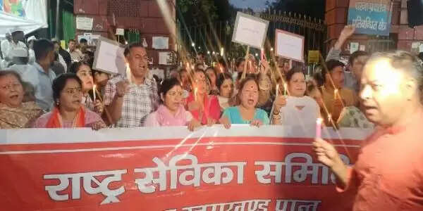 पहलगाम आंतकी हमले का मैदान से लेकर पहाड़ तक विरोध, सड़काें पर फूटा गुस्सा