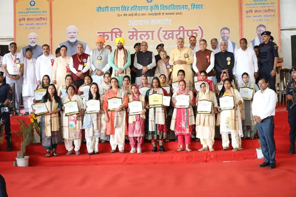 हिसार : कृषि मेला केवल ज्ञान एवं तकनीक के आदान-प्रदान का मंच ही नहीं, बल्कि किसानों की मेहनत, समर्पण और नवाचार का उत्सव : नायब सैनी