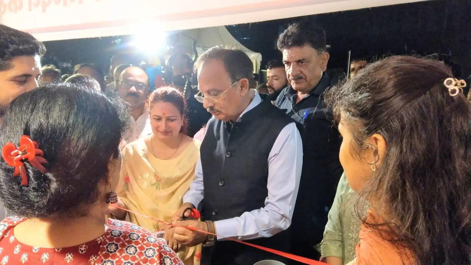 उद्योग मंत्री ने किया वामन द्वादशी मेले की प्रथम सांस्कृतिक संध्या का शुभारम्भ