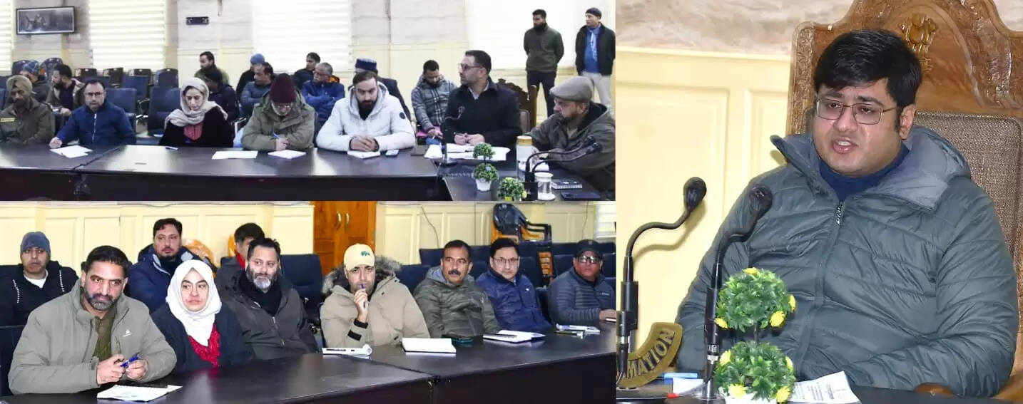 कश्मीर संभागीय आयुक्त ने शिक्षण संस्थानों में स्थानीय नशामुक्ति तंत्र स्थापित करने का निर्देश दिया