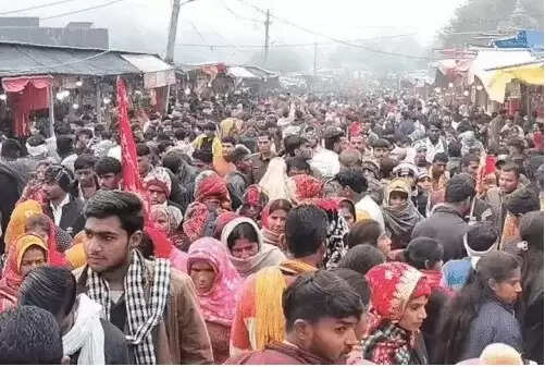 संकट चतुर्थी पर चौथ माता मंदिर में उमड़ा श्रद्धालुओं का सैलाब