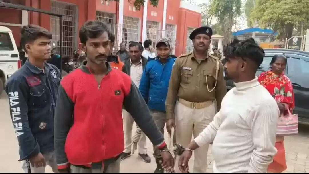 मेगा अस्पताल चोरी मामले में पांच चोर गिरफ्तार