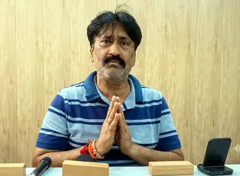 फरीदाबाद: पार्षद को अपशब्द कहने पर इंजीनियर का तबादला,मांगी माफी