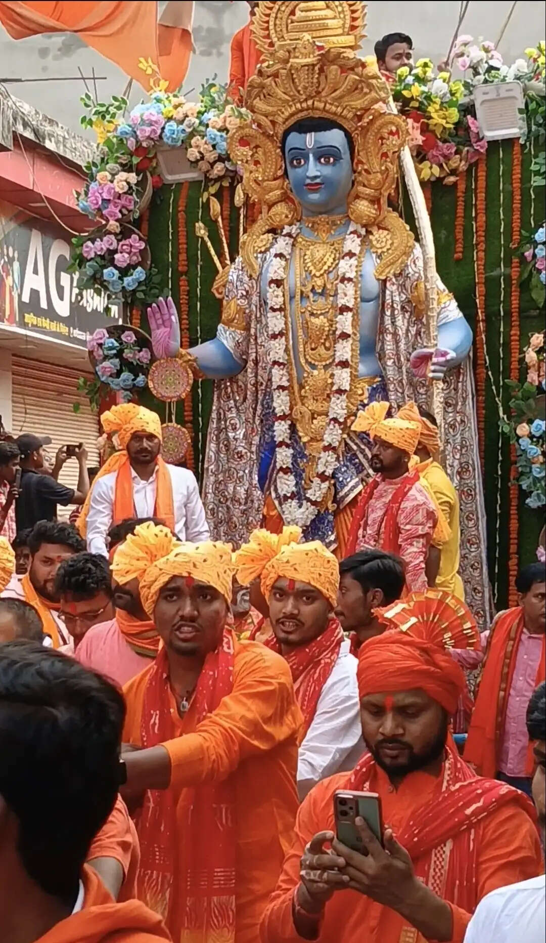 श्री रामनवमी रथयात्रा में इस साल झांकियों ने लोगों को मंत्रमुग्ध