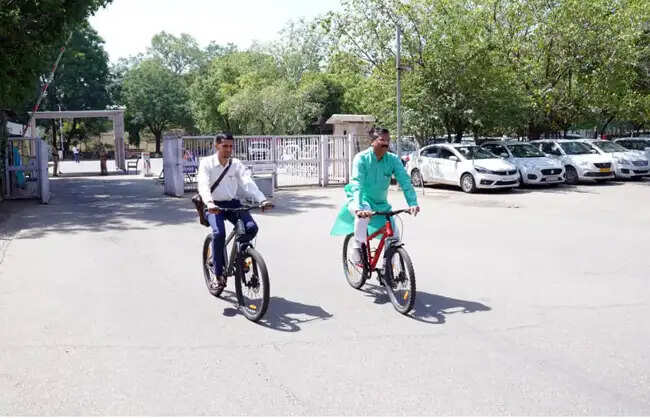 हरियाणा&nbsp;सरकार&nbsp;का&nbsp;फैसला,अवैध औद्योगिक कॉलोनियां&nbsp;होंगी&nbsp;रेगुलर