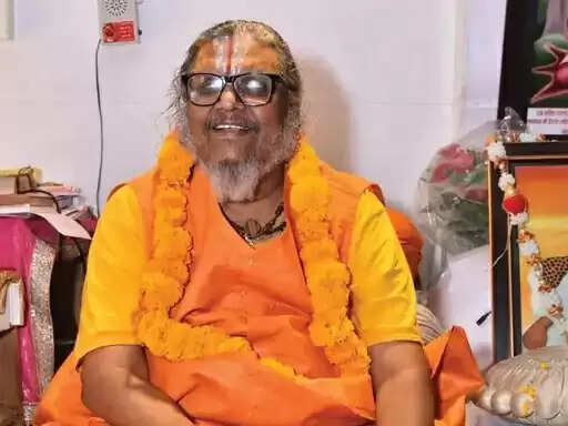 सीकर के रैवासा पीठाधीश्वर संत राघवाचार्य का निधन