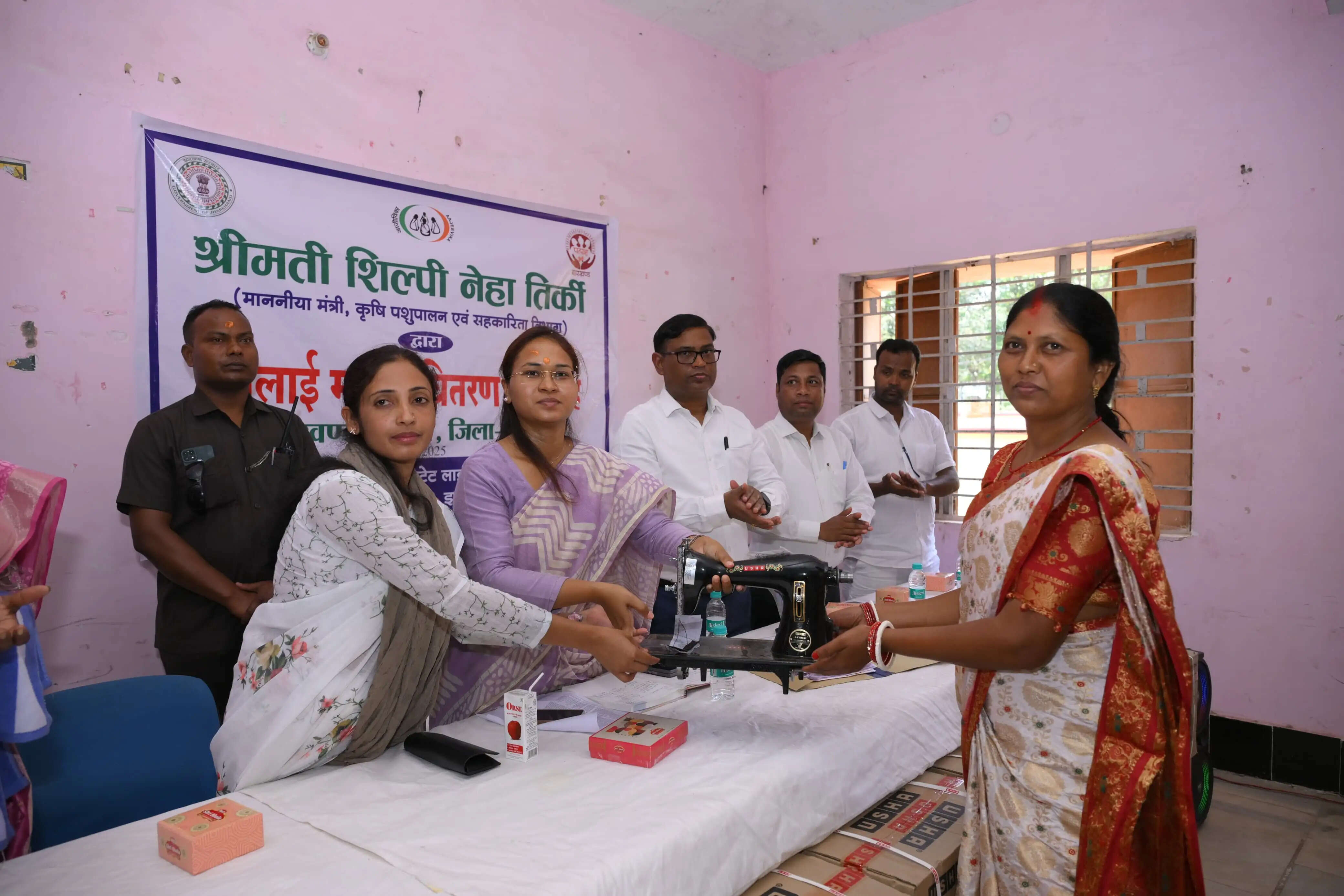 सरकार के प्रयासों से महिलाओं की बढ रही पहचान : मंत्री