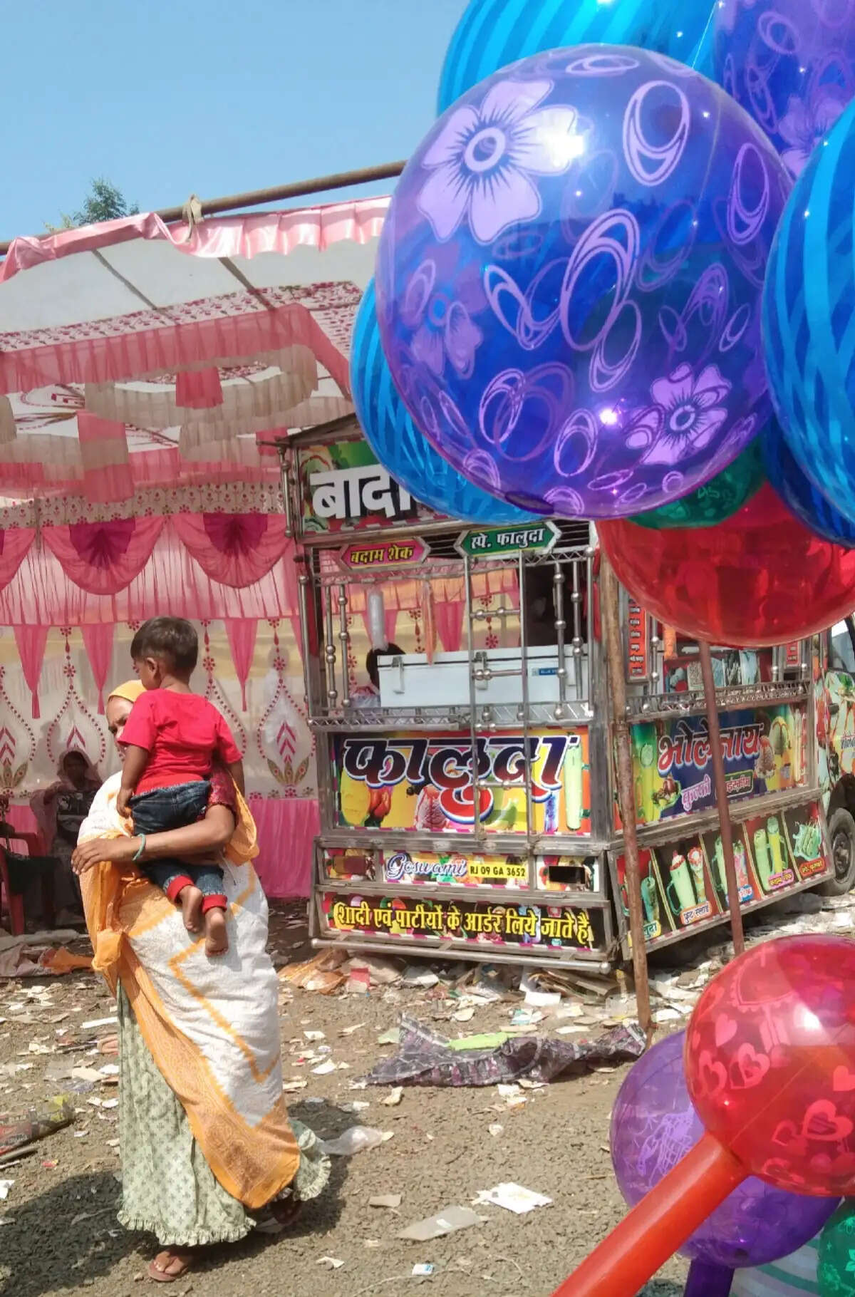 झाबुआ: अव्यवस्थाओं की भेंट चढ़ा रावण का मेला, अप्रत्याशित रावण दहन से आक्रोशित लोगों ने जलाया सीएमओ का पुतला