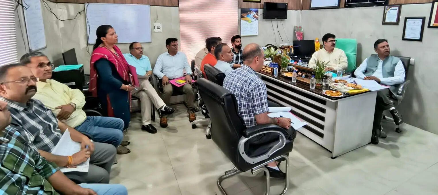 एमजीएच कठुआ में स्वास्थ्य सेवाओं और इंफ्रास्ट्रक्चर पर मंथन, सभी 23 एजेंडा प्रस्ताव पास