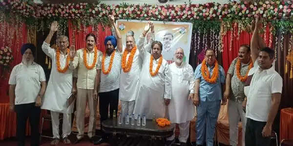 कांग्रेस ने गंग्याल में चलाया संगठन सृजन अभियानए रमन भल्ला ने बेरोजगारी, महंगाई और बिजली संकट को लेकर सरकार पर साधा निशाना