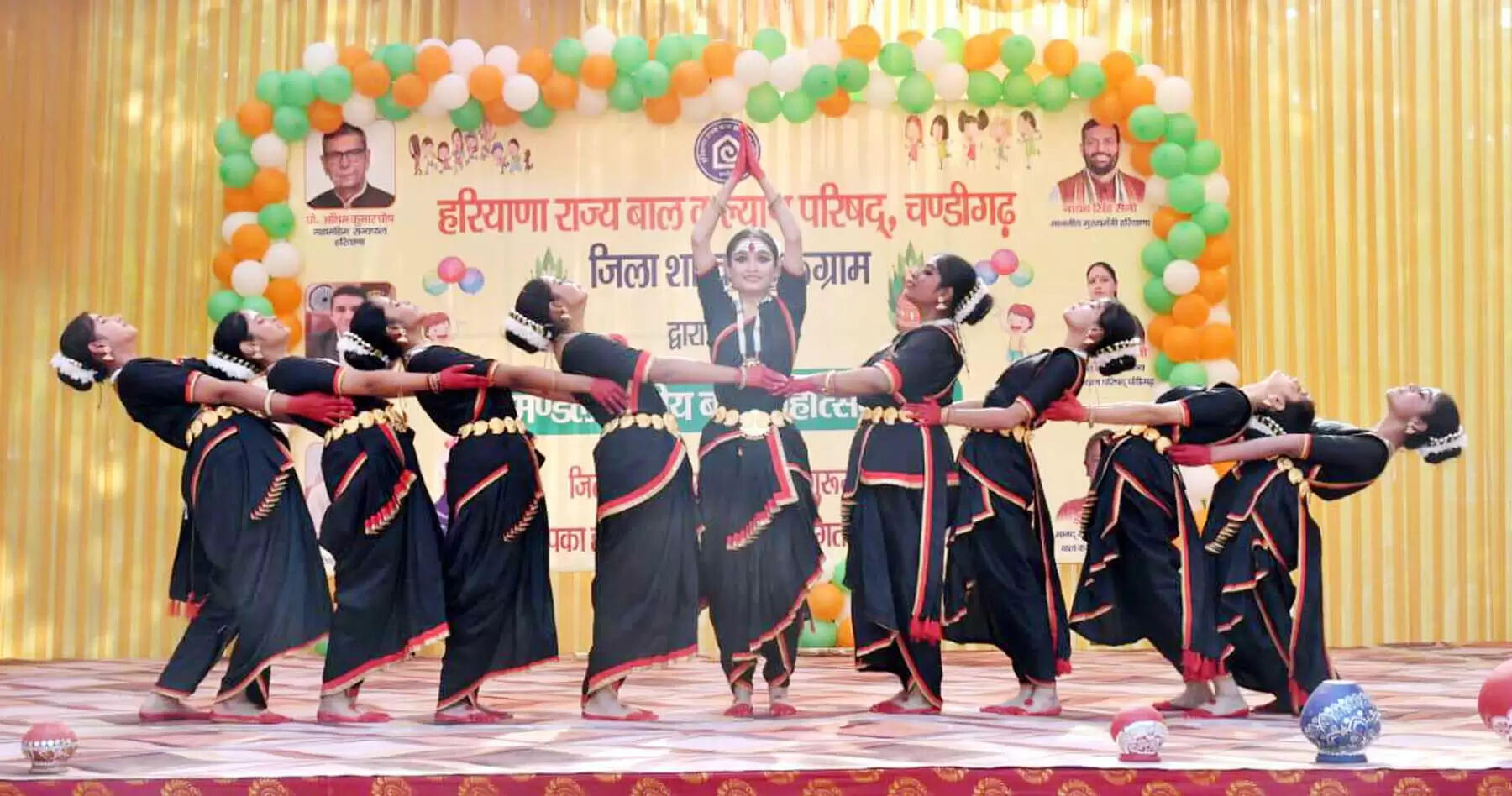 गुरुग्राम: मंडल स्तरीय बाल महोत्सव-2025 में बच्चों ने दी रंगारंग प्रस्तुति