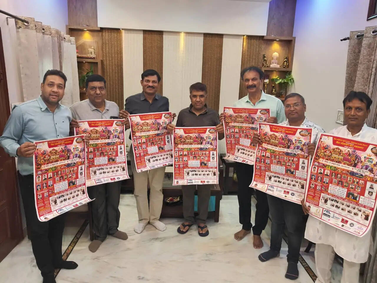 न्यायमूर्ति अशोक जैन ने किया दीपोत्सव डांडिया-2026 के पोस्टर का विमोचन