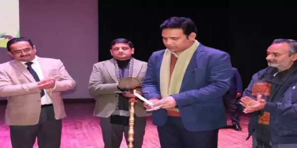 टांडा मेडिकल कॉलेज के प्रशिक्षुओं के लिए 5 करोड़ रुपये से बनेगा छात्रावास : आरएस बाली