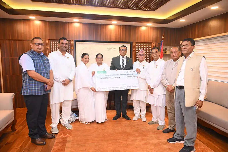 नेपाल के बाढ़&nbsp;पीड़ितों को ब्रह्माकुमारी राजयोग सेवा केंद्र ने दिए 1.01 करोड़ रुपये