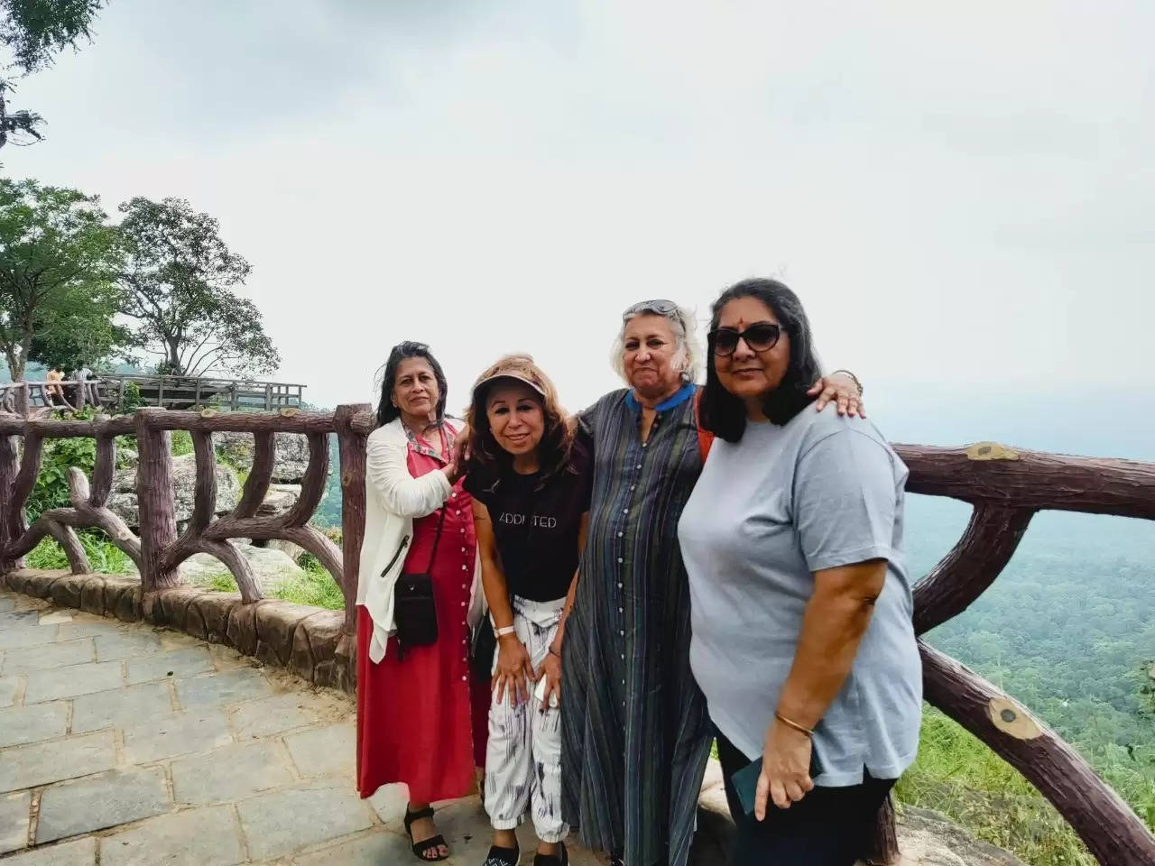 कोण्डागांव का हस्तशिल्प विदेशी पर्यटकों को कर रहा आकर्षित