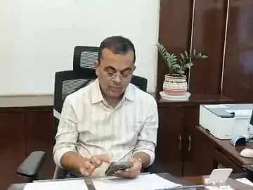 जांजगीर-चांपा में चक्रवात ‘अर्नब’ का असर, कलेक्टर ने अधिकारियों को किया अलर्ट; महानदी किनारे के 25 गांवों पर नजर