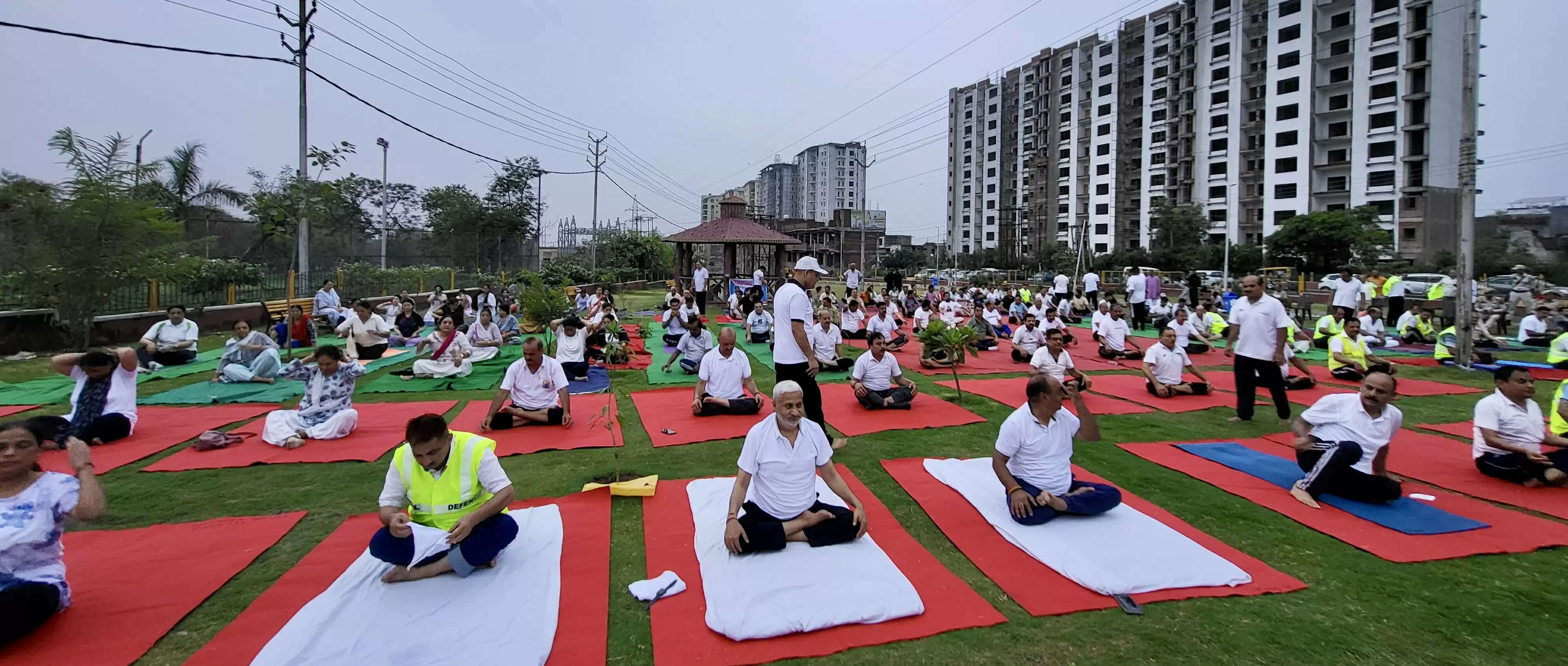 योग स्वास्थ्य, सद्भाव और मानव जीवन के समग्र विकास की कुंजी है- शाम लाल शर्मा