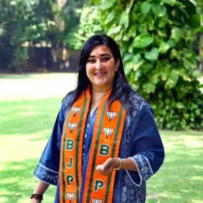 भगवान बिरसा मुंडा ने जनजातीय गौरव के साथ राष्ट्रीय चेतना को जागृत कियाः बांसुरी स्वराज