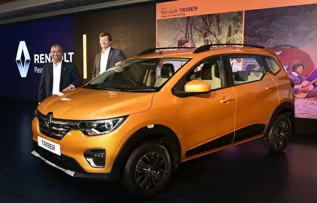 जनवरी से महंगी हो जाएंगी रेनो एवं अन्‍य कंपनियों की कारें