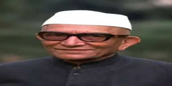 मोरारजी देसाई की पुण्यतिथि पर उपराष्ट्रपति ने दी श्रद्धांजलि