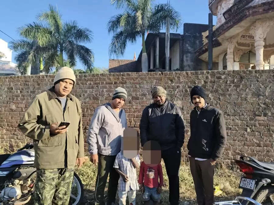 मप्र पुलिस को विशेष अभियान में मिली सफलता, 19 बिछड़े बच्चों को सकुशल परिजनों से मिलाया