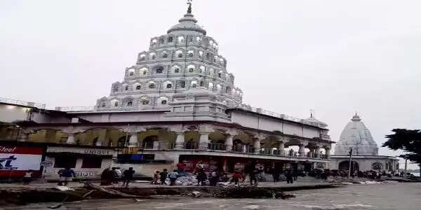 सैदपुर दुर्गा मंदिर पर फिर मंडराया गंगा का खतरा, स्थानीय लोगों में आक्रोश