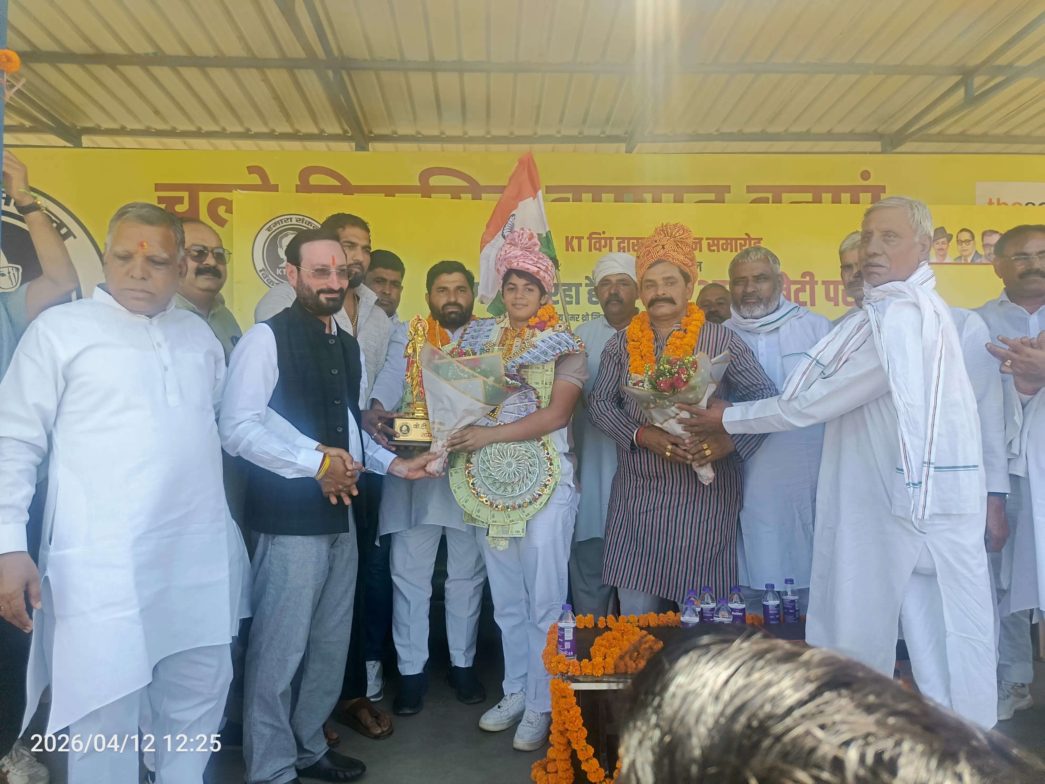 रानी लक्ष्मीबाई अवार्ड लेकर लौटी बागपत की बेटी एथलीट तान्या चौधरी का सम्मान, ढोल नगाड़ाें के साथ निकाली गयी रैली