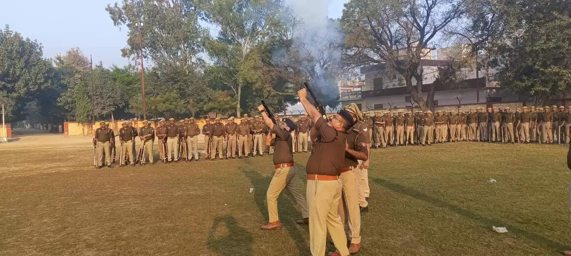 देश की आंतरिक सुरक्षा को मजबूत करने के लिए एसपी ने कराया दंगा नियंत्रण का अभ्यास