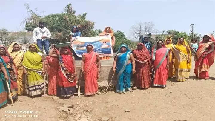 जल गंगा संवर्धन अभियानः जन-सामान्य को जल के महत्व की दी जा रही जानकारी