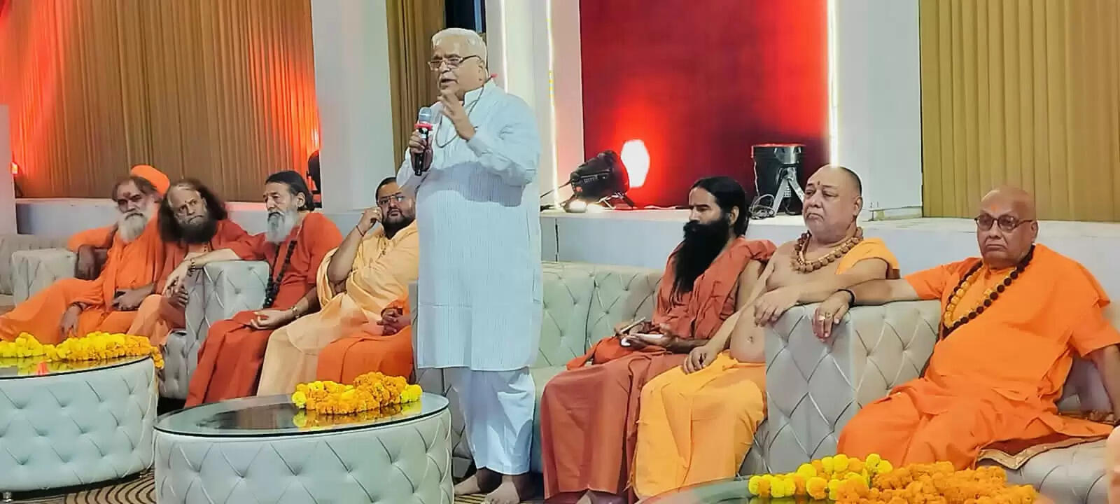 हिन्दुत्व की रक्षा के लिए संस्कार,पर्यवारण व कुटुम्ब प्रबोधन का चिंतन जन-जन तक ले जाना होगा : भैयाजी जोशी