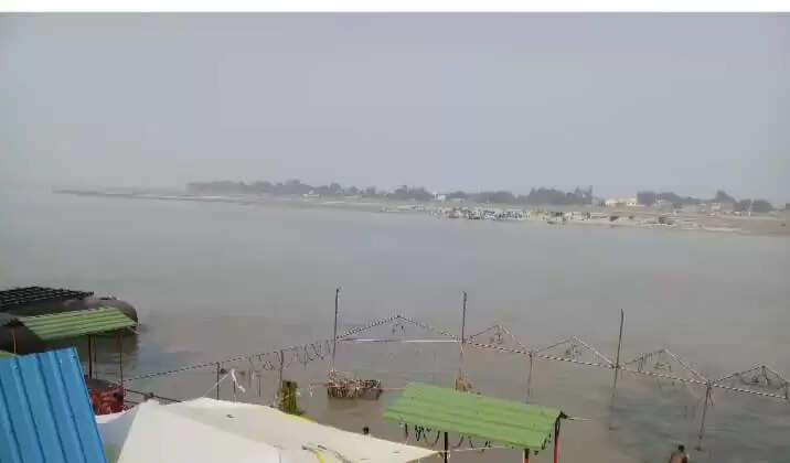 गंगा तीरा सजने लगा तम्बुओं का शहर मेला रामनगरिया