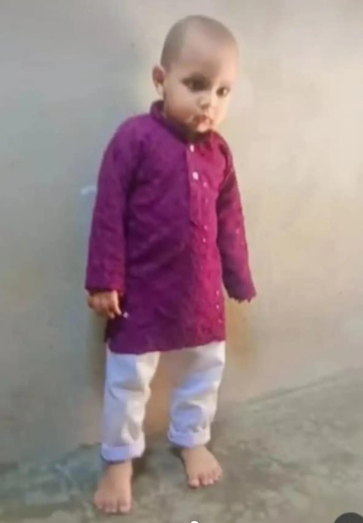 अयाेध्या की एसडीआरएफ टीम ने 22 घंटे बाद तालाब से खाेज निकाला मासूम का शव