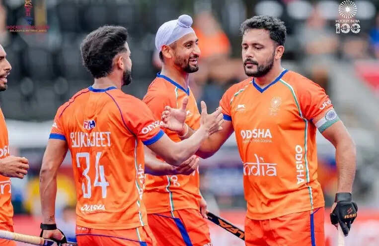 हॉकी विश्व कप : इंग्लैंड के खिलाफ मुकाबले को तैयार भारत, पूल डी में शीर्ष स्थान पर नजर
