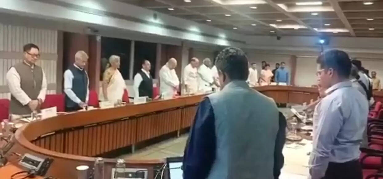 सर्वदलीय बैठक में आतंक के खिलाफ दिखी एकजुटता, सरकार के कड़े कदमों पर सभी दल साथ