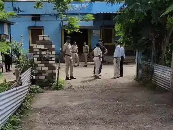 रतलाम:&nbsp;बाल संप्रेक्षण गृह से अपचारी ड्यूटी पर तैनात होमगार्ड से मारपीट कर हुए फरार, 6&nbsp;पकड़ाए