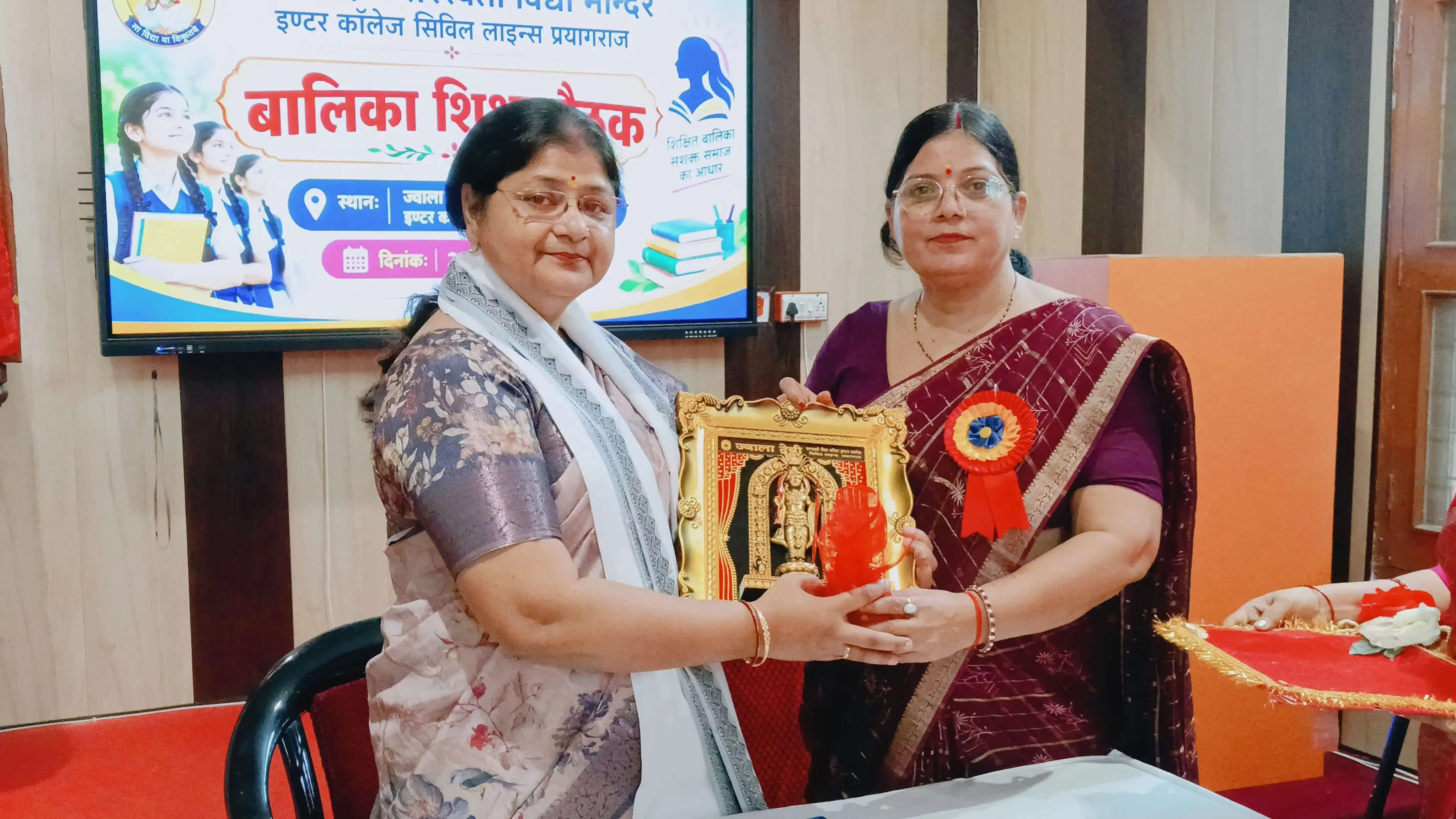महिलाओं को अपनी आंतरिक शक्ति पहचाननी होगी : निधि द्विवेदी