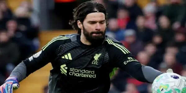 ब्राजील के गोलकीपर एलिसन मार्च में होने वाले ब्राजील के अंतरराष्ट्रीय मैत्री मैचों से बाहर