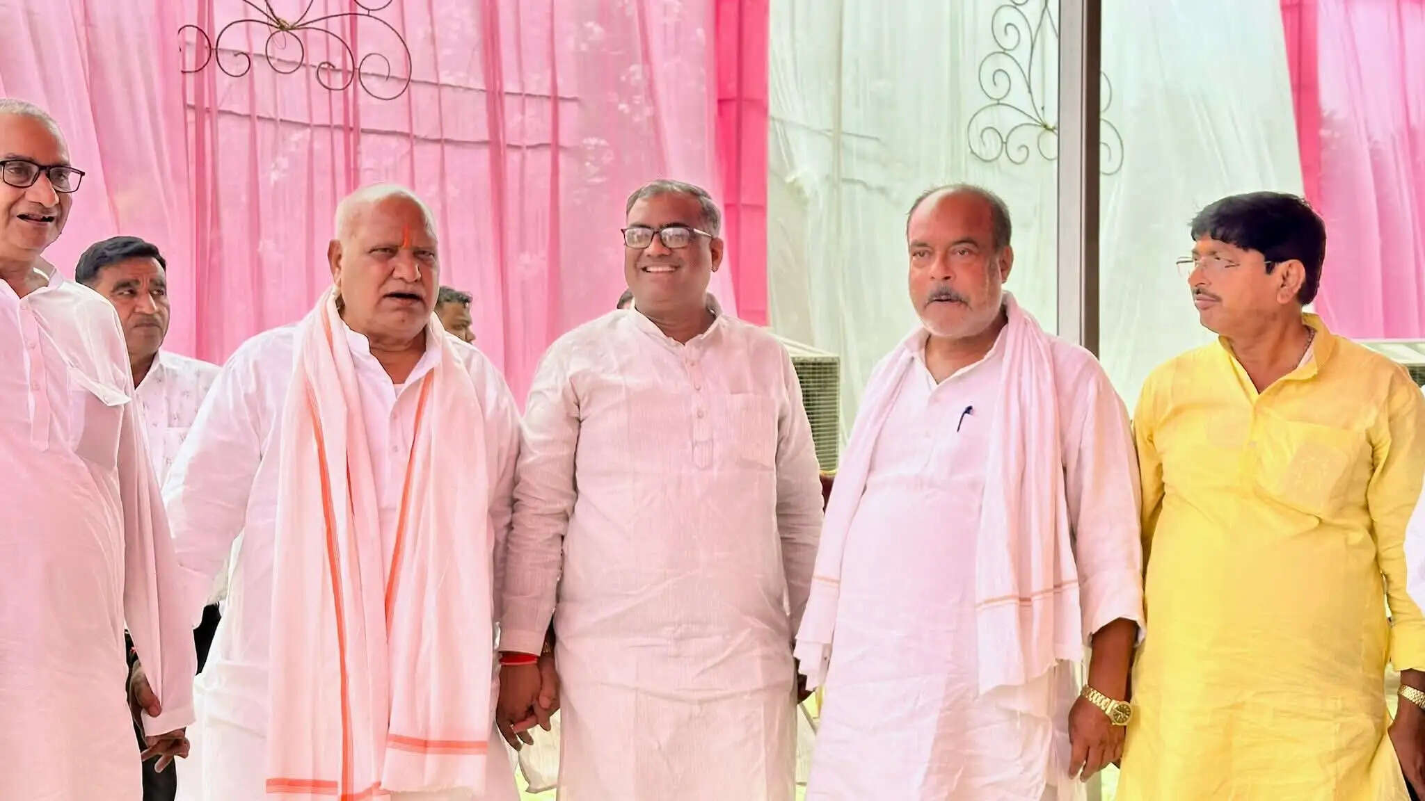 पश्चिम बंगाल की जनता ने स्वीकार किया भाजपा की विचारधारा : खेल मंत्री गिरीश चंद्र यादव