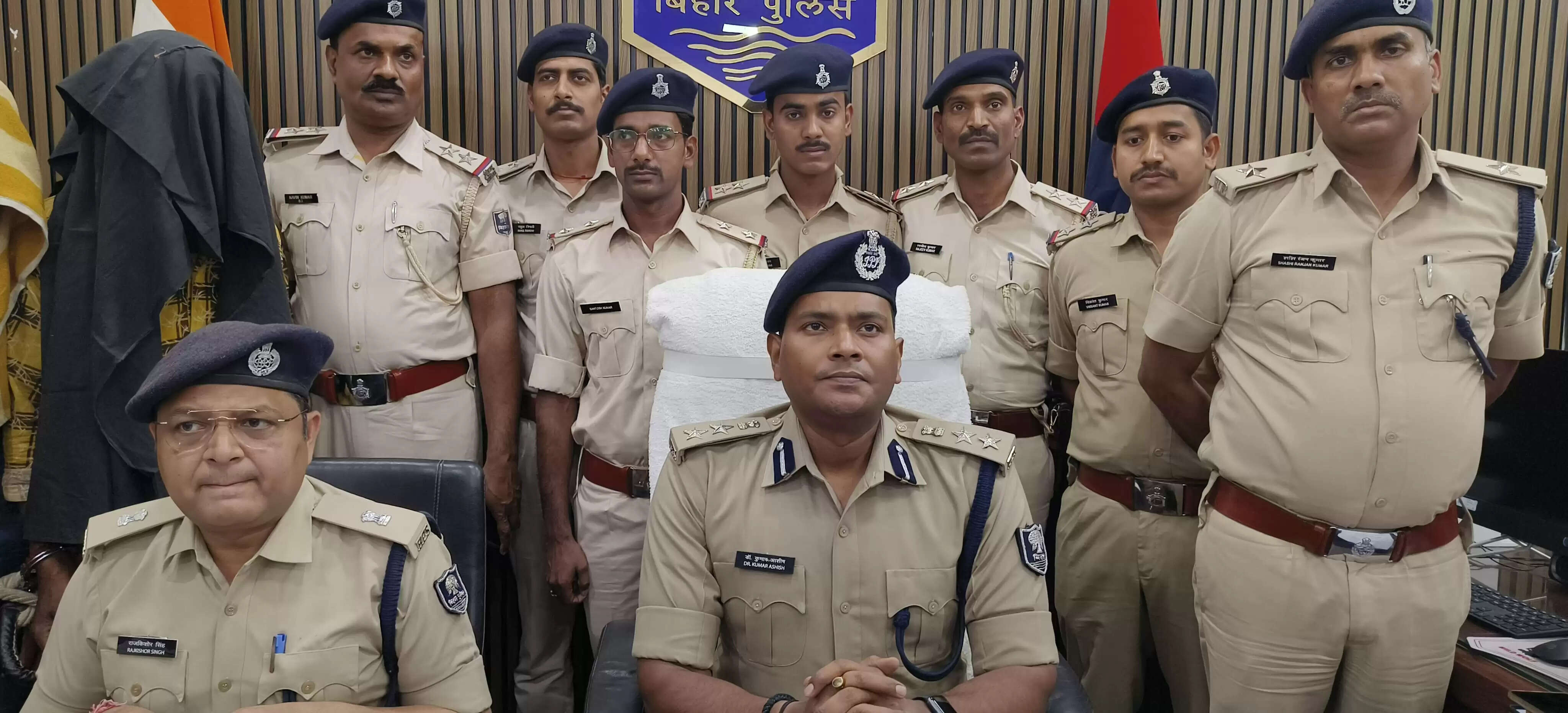 सारण पुलिस ने ऑपरेशन क्लीन के अंतर्गत 2025 में 15 हजार से अधिक अभियुक्तों को किया गिरफ्तार