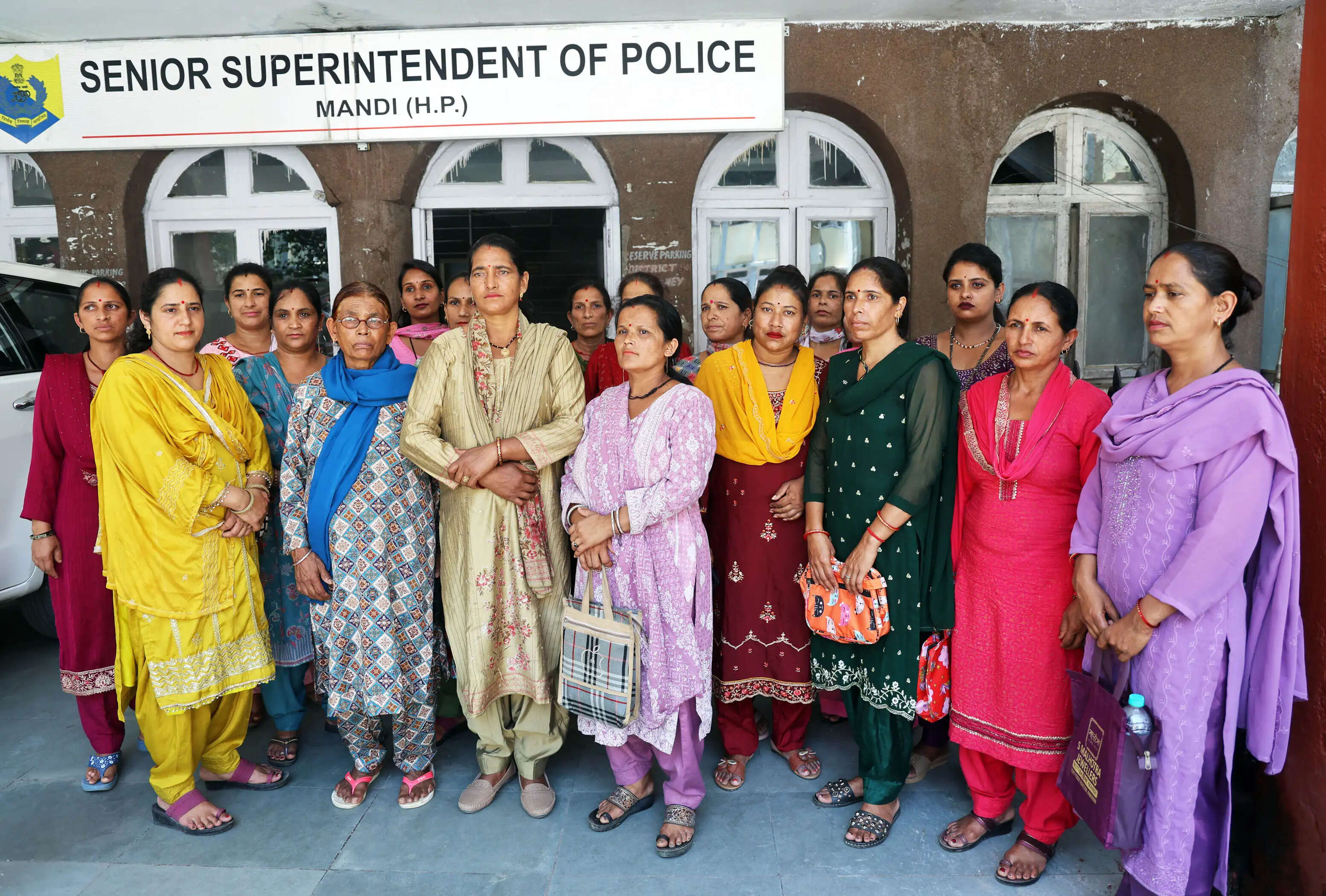 आठ अगस्त से लापता हेत राम के परिजनों ने पुलिस अधीक्षक से लगाई गुहार