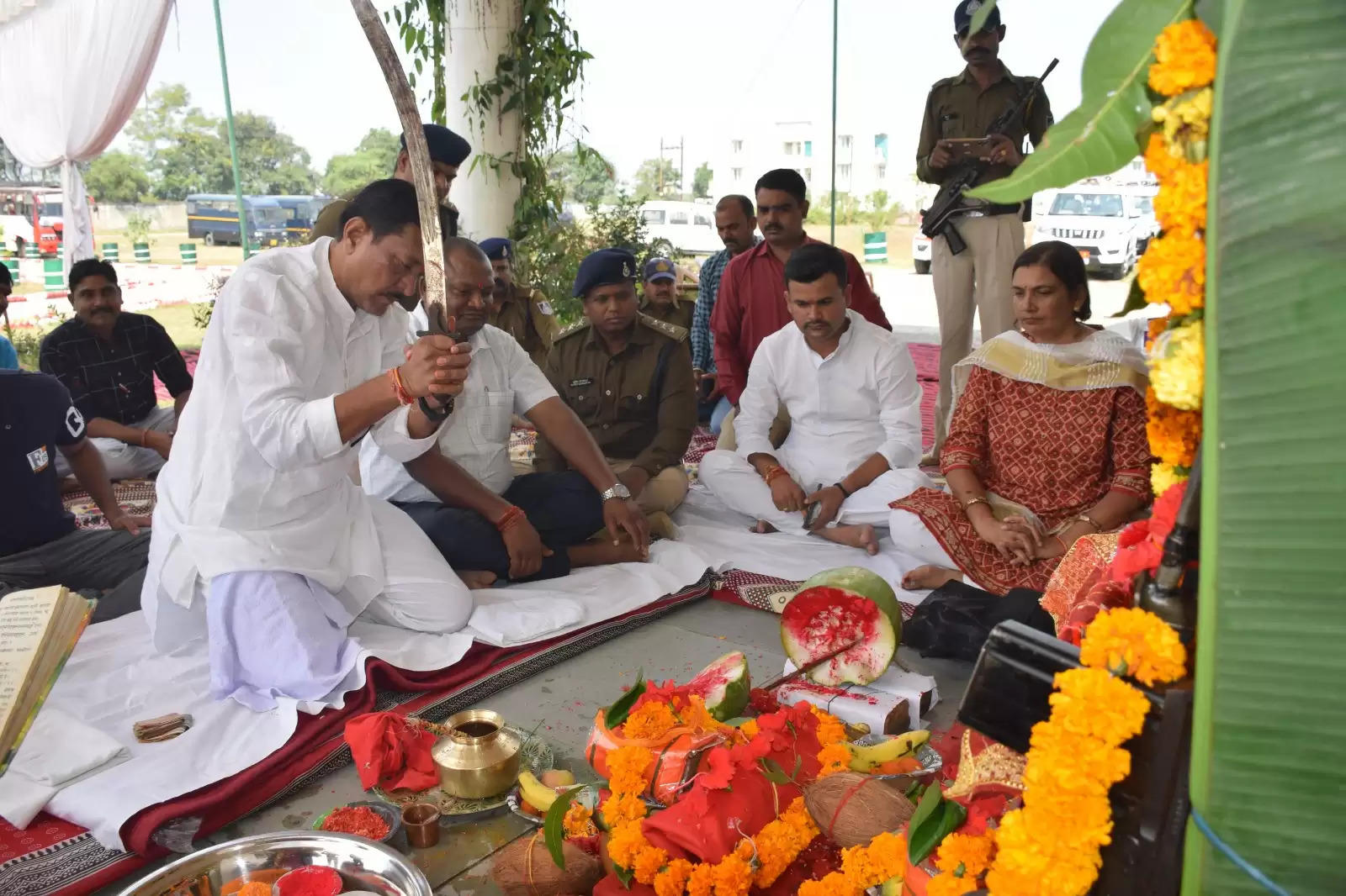 अनूपपुर: बुराई का प्रतीक रावण धू-धू कर जला, हर्षोल्लास के साथ मना विजयादशमी का पर्व