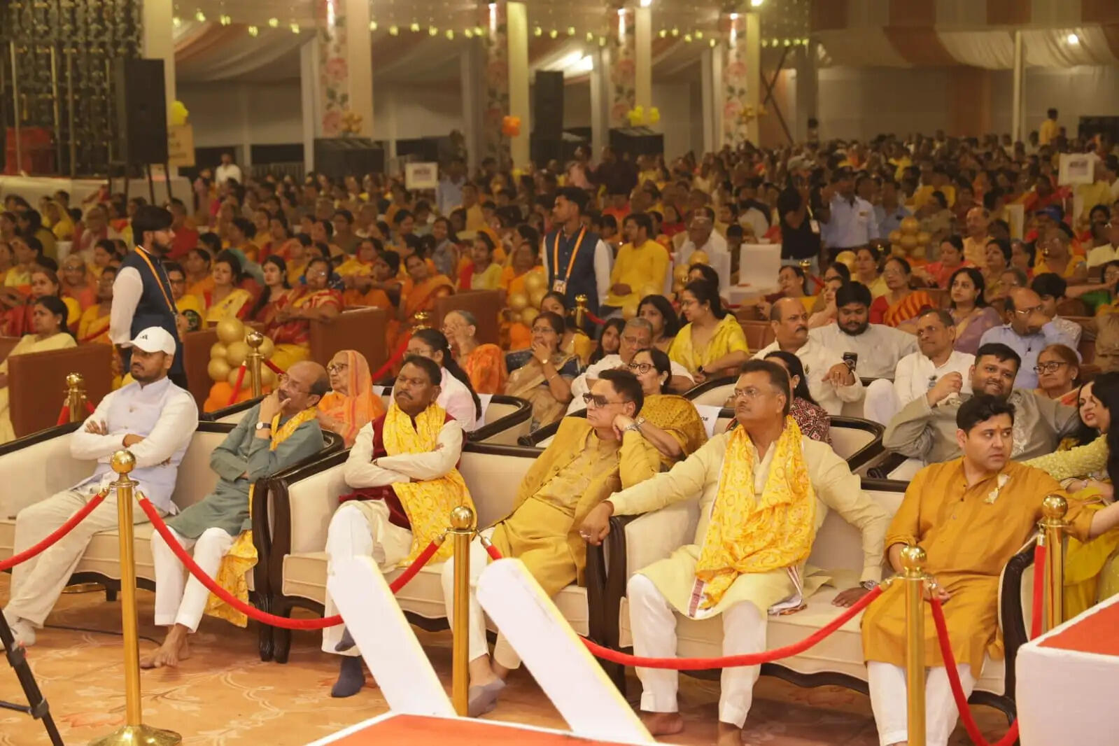 भगवान के समक्ष अहंकार का कोई स्थान नहीं : आचार्य मृदुल कृष्ण