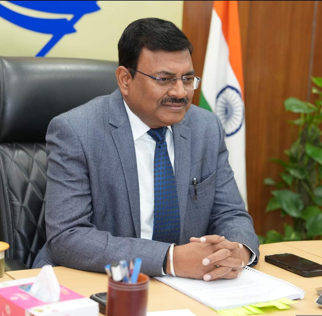 पलायन रोकथाम और सीमांत क्षेत्र योजनाओं के क्रियान्वयन में तेजी लाएं: मुख्य सचिव