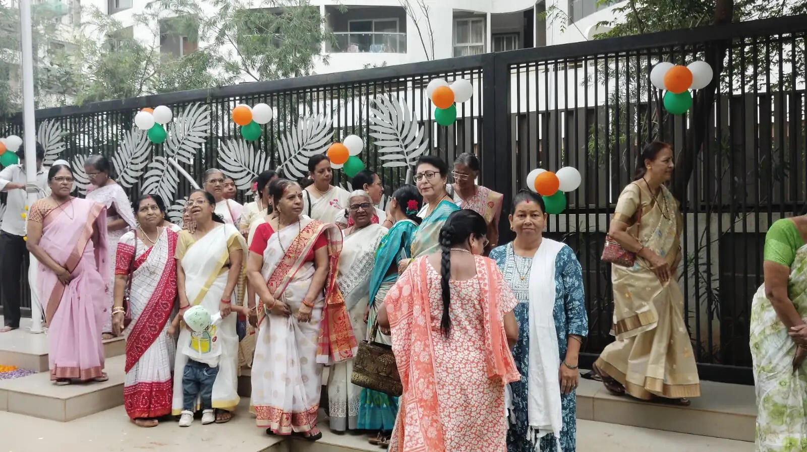 विद्यार्थियों ने दीवारों पर उकेरी नालंदा की गौरवशाली विरासत