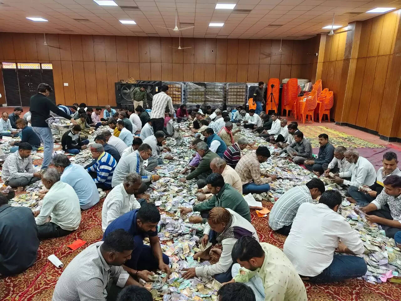 सांवलियाजी के भंडार से प्रथम चरण में निकली 10 करोड़ 25 लाख रुपये दान राशि